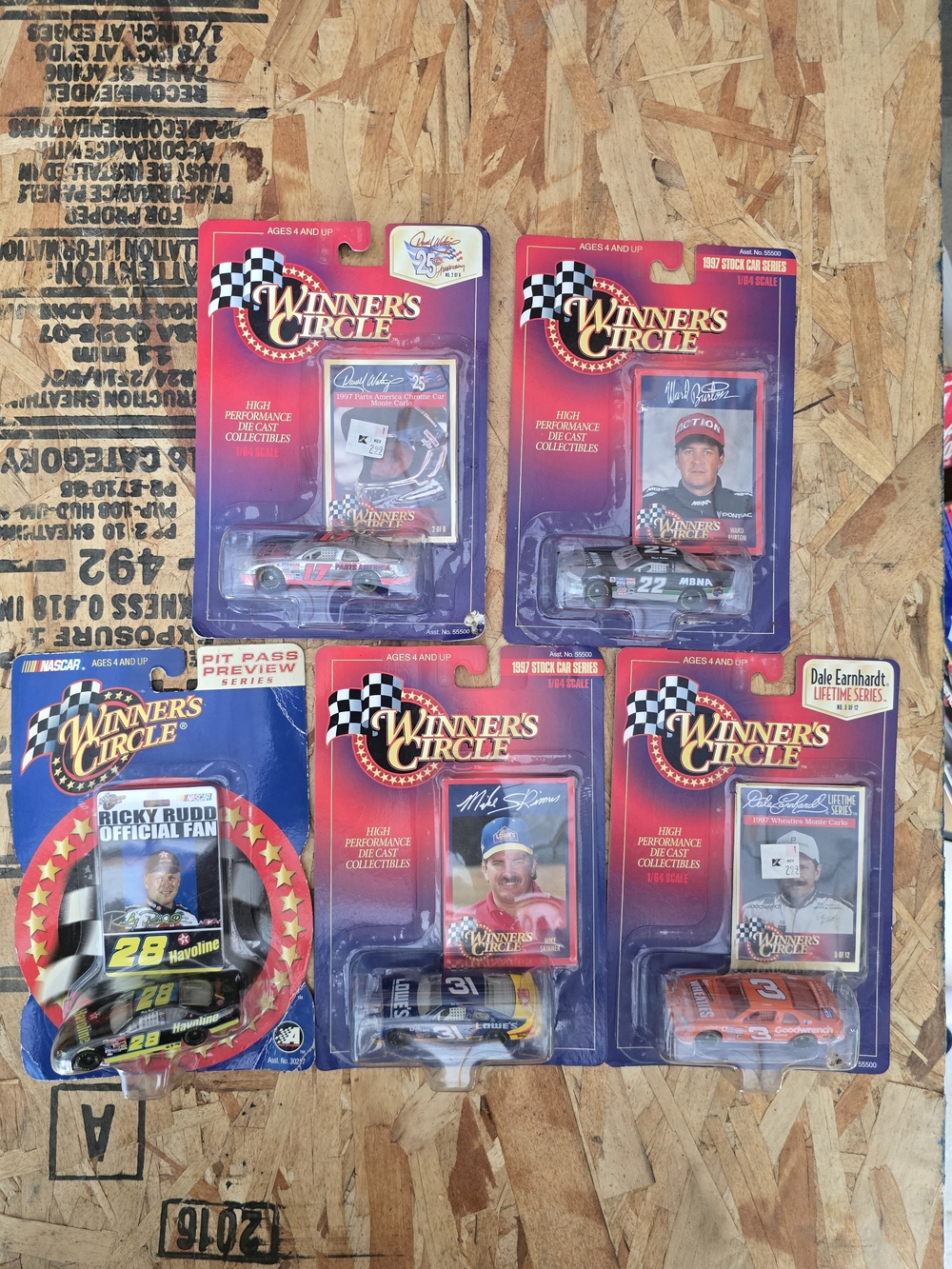 5 vintage 1:64 scale Winner's Circle NASCAR die-cast collectibles